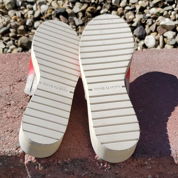 Vince Camuto Womans SPRING  wedge, nwot, 7m - Picture 5 of 6